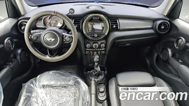 MINI Hatch 2015 thumb 7