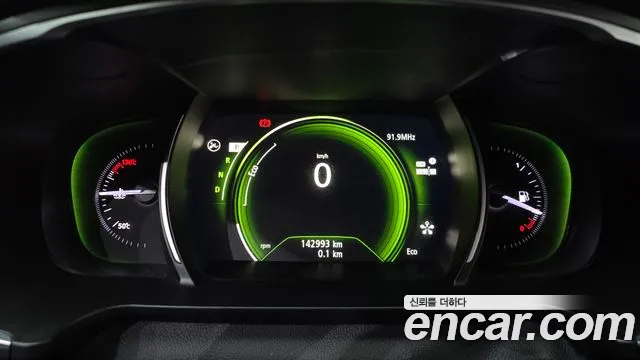 Renault-KoreaSamsung Megane 2017 thumb 8
