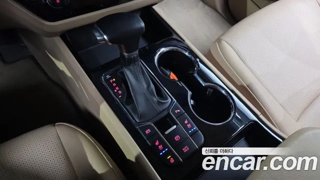 Kia Carnival 2020 thumb 9