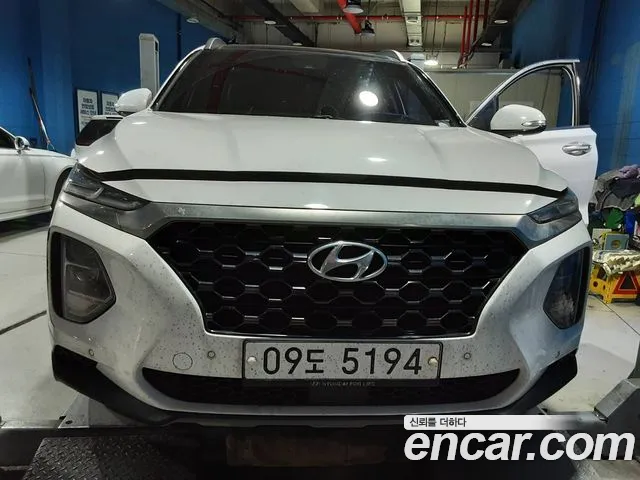 Hyundai Santa Fe 2018 thumb 6