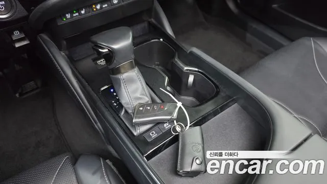 Lexus ES 2022 thumb 9
