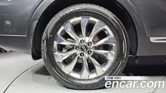 Kia Sorento 2017 thumb 5