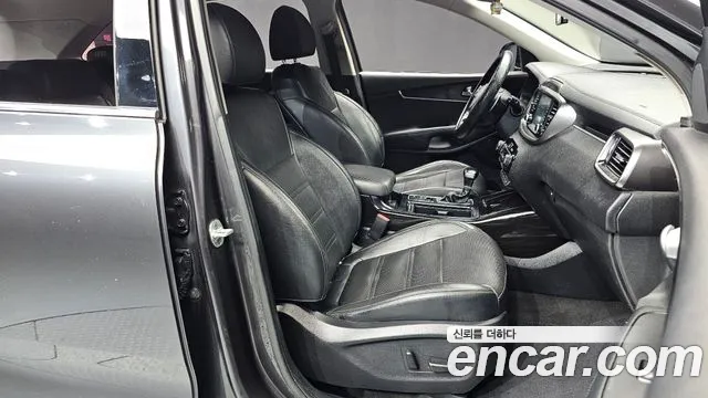 Kia Sorento 2017 thumb 12