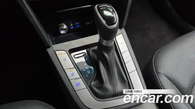 Hyundai Avante 2016 thumb 9