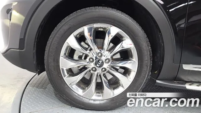 Kia Sorento 2018 thumb 4