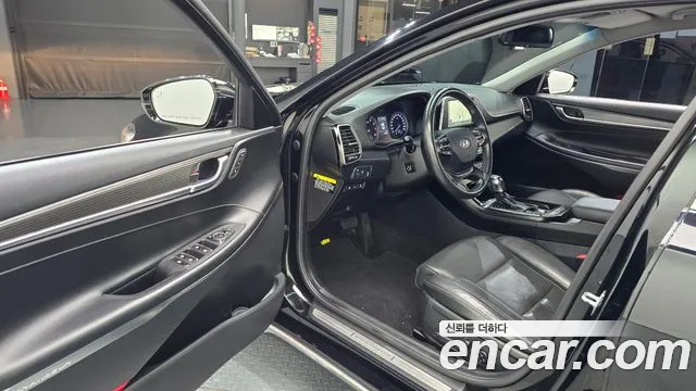 Hyundai Grandeur 2016 thumb 10