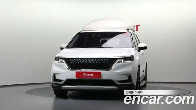 Kia Carnival 2023 thumb 3
