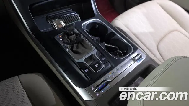Kia Carnival 2023 thumb 9