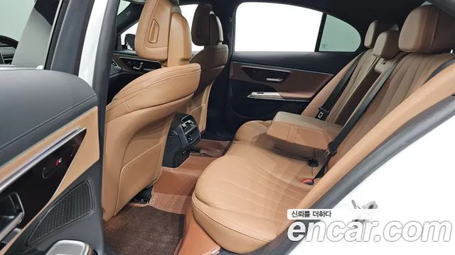 Mercedes-Benz E-Класс 2024 thumb 12