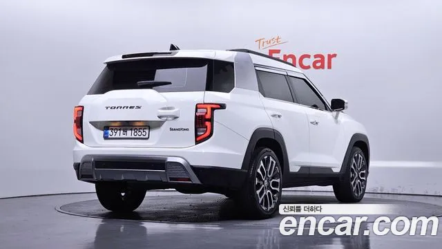 KG_Mobility_Ssangyong Torres 2022 thumb 2