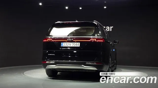 Kia Carnival 2022 thumb 4