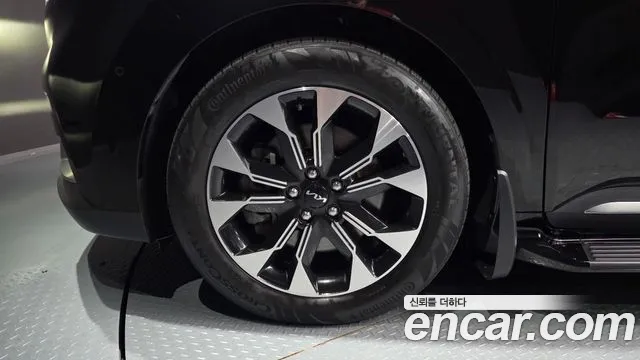 Kia Carnival 2022 thumb 5