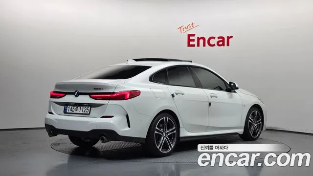 BMW 2-Series 2021 thumb 2