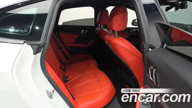 BMW 2-Series 2021 thumb 11