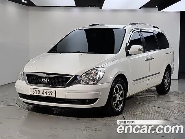 Kia Carnival 2014 thumb 12