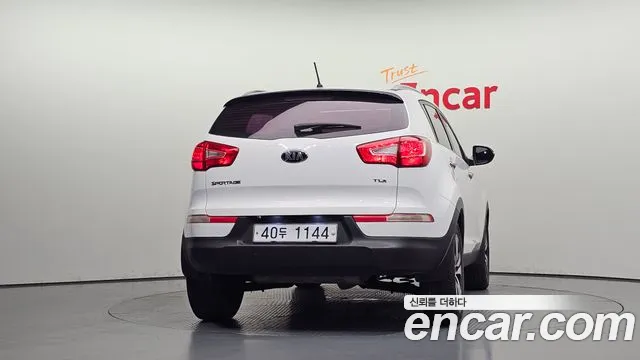 Kia Sportage 2013 thumb 4