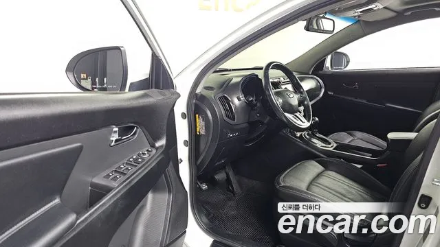 Kia Sportage 2013 thumb 10