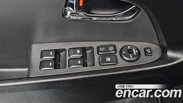 Kia Sportage 2013 thumb 12