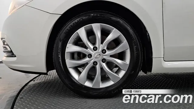 Renault-KoreaSamsung Latitude 2016 thumb 5
