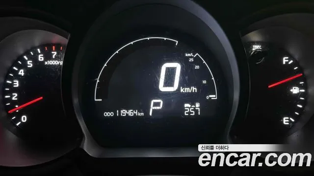 Kia Ray 2012 thumb 8