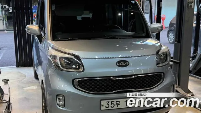 Kia Ray 2012 thumb 11