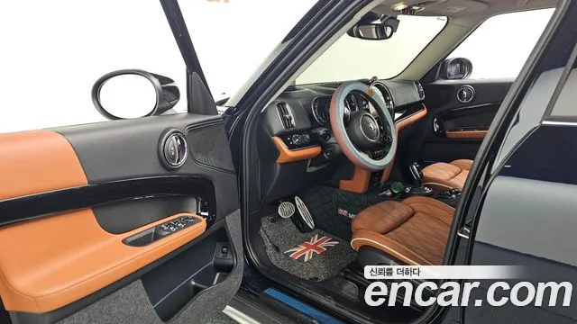 MINI Countryman 2023 thumb 10