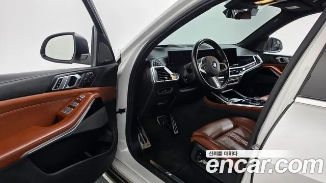 BMW X7 2023 thumb 10