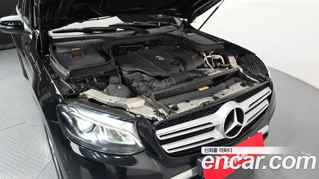 Mercedes-Benz GLC 2016 thumb 6