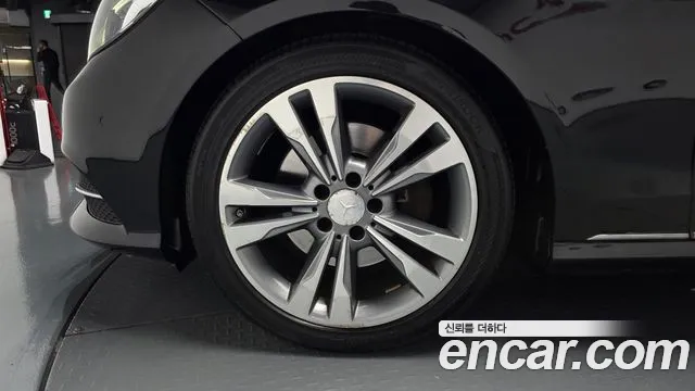 Mercedes-Benz E-Класс 2014 thumb 4