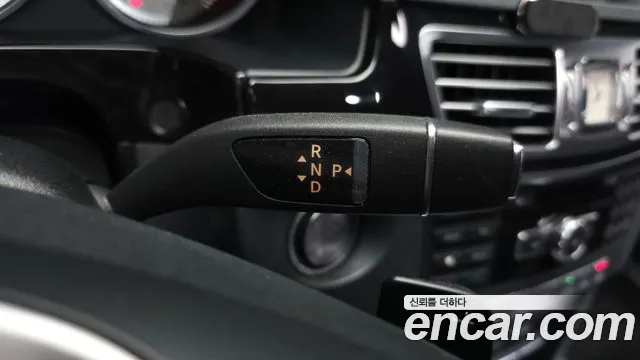 Mercedes-Benz E-Класс 2014 thumb 8