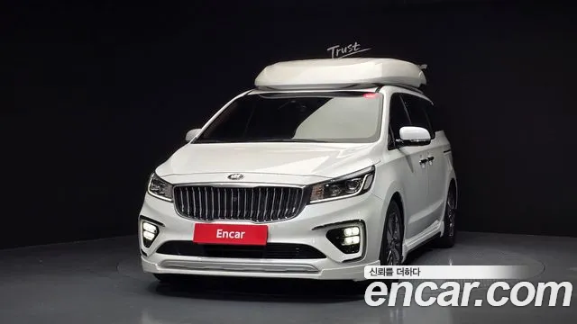 Kia Carnival 2020 thumb 3