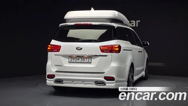 Kia Carnival 2020 thumb 4