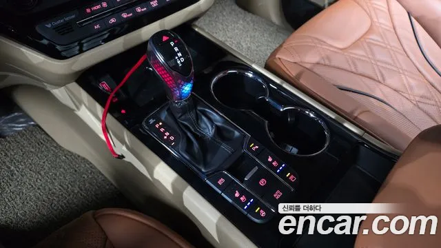 Kia Carnival 2020 thumb 9
