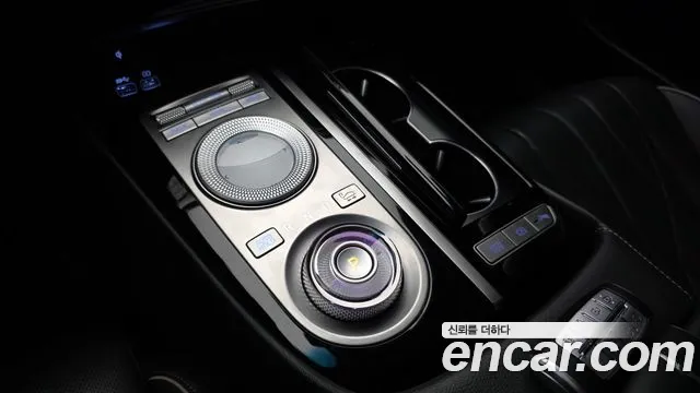 Genesis G80 2020 thumb 8