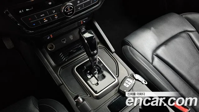 KG_Mobility_Ssangyong Rexton 2019 thumb 9
