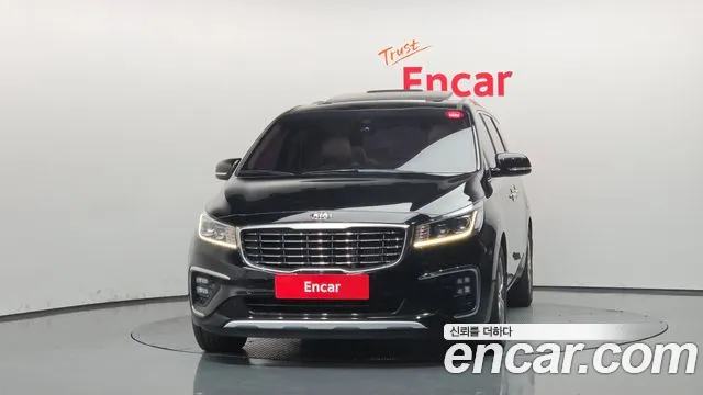 Kia Carnival 2018 thumb 3