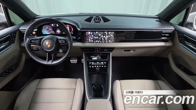 Porsche Macan 2025 thumb 7
