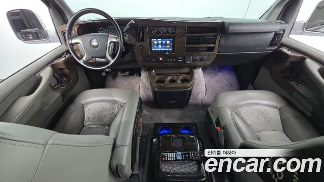 Chevrolet Express Van 2015 thumb 7
