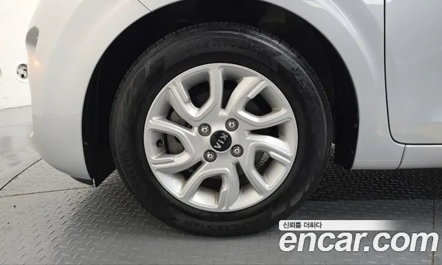 Kia Morning 2018 thumb 5