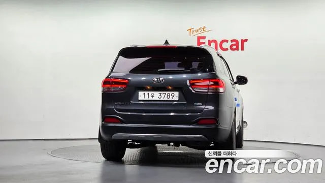 Kia Sorento 2015 thumb 4