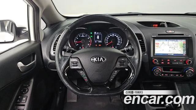 Kia K3 2016 thumb 12