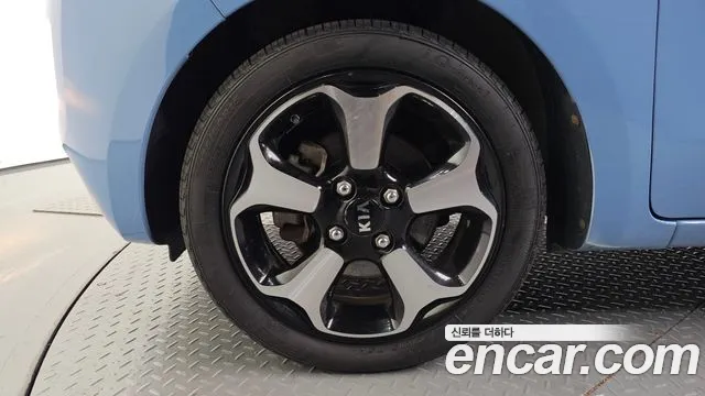 Kia Ray 2015 thumb 5