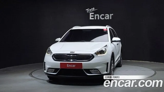 Kia Niro 2017 thumb 3