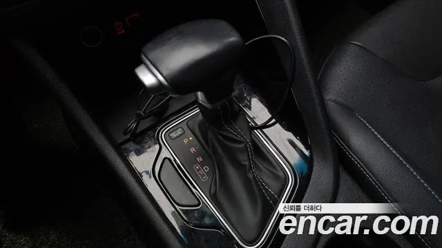 Kia Niro 2017 thumb 9
