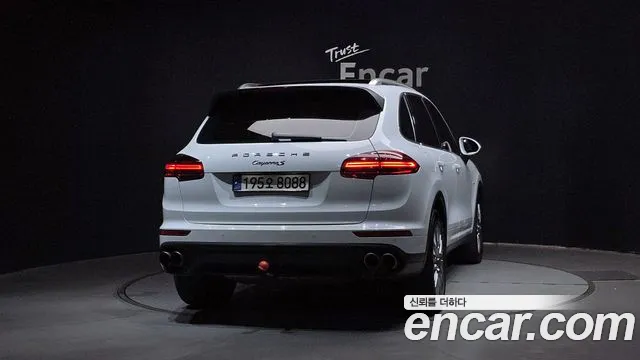 Porsche Cayenne 2014 thumb 4