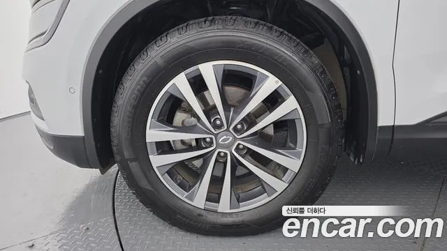 Renault-KoreaSamsung Koleos 2017 thumb 5