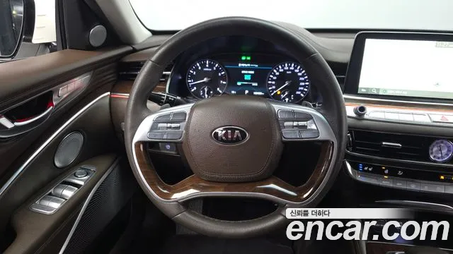 Kia K9 2018 thumb 12