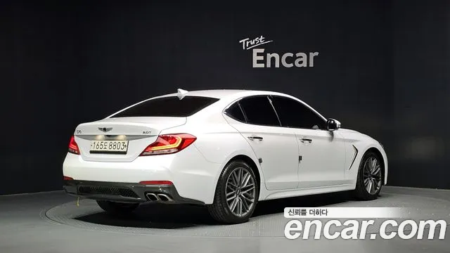 Genesis G70 2018 thumb 2