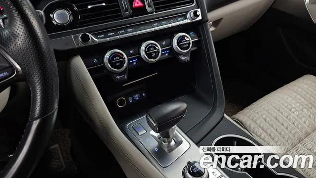 Genesis G70 2018 thumb 9