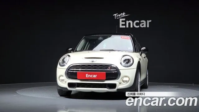 MINI Hatch 2015 thumb 2